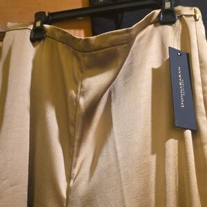 Donna Karan New York Gold Satin Pant. Size M NWT